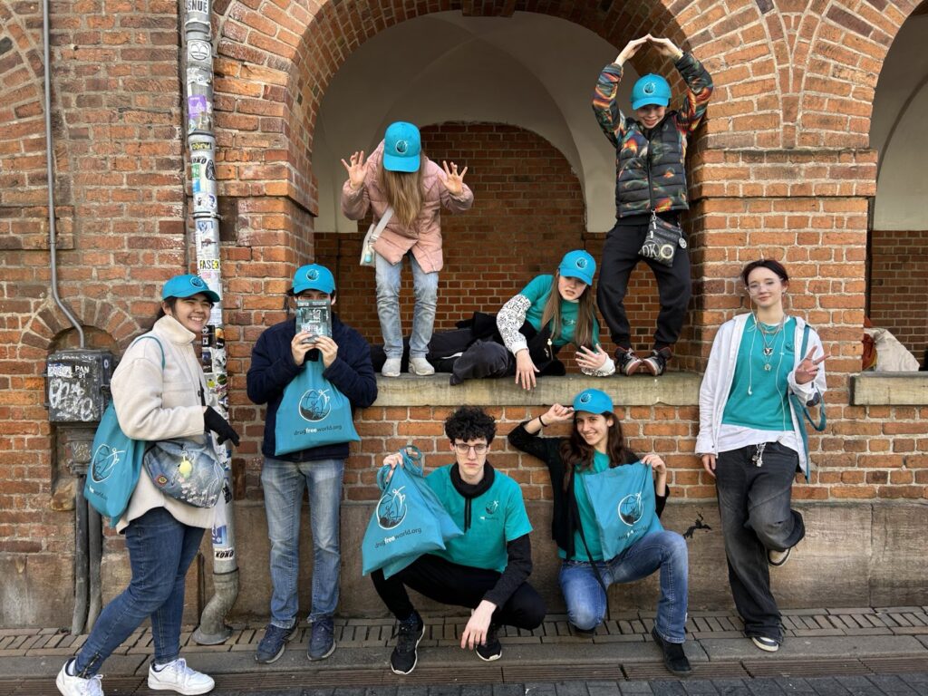 Q4 2025 Roundup: Scientology-Linked Volunteers Support European Social Initiatives 4 signal 2025 04 02 175108 003