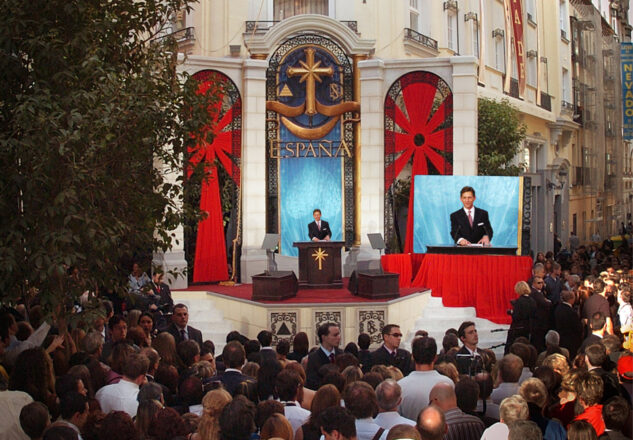 church of scientology madrid opening crowd david miscavige 1