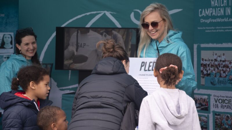 Mobile Exhibition Brings “Truth About Drugs” Prevention to Dublin