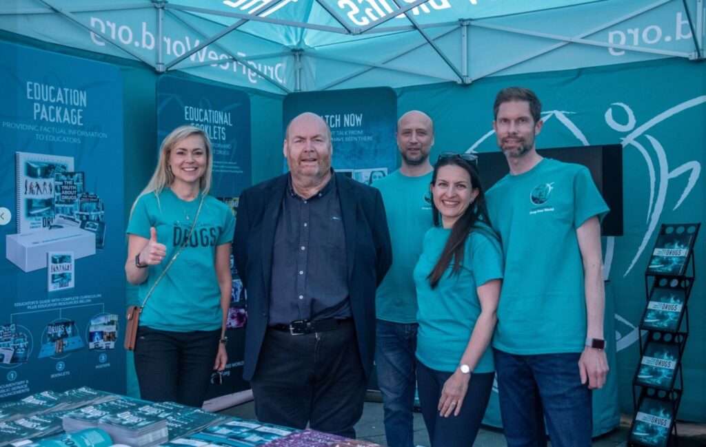 Scientology Volunteers Bring Drug-Prevention Education to Clondalkin Festival in Ireland 2 Screenshot 3